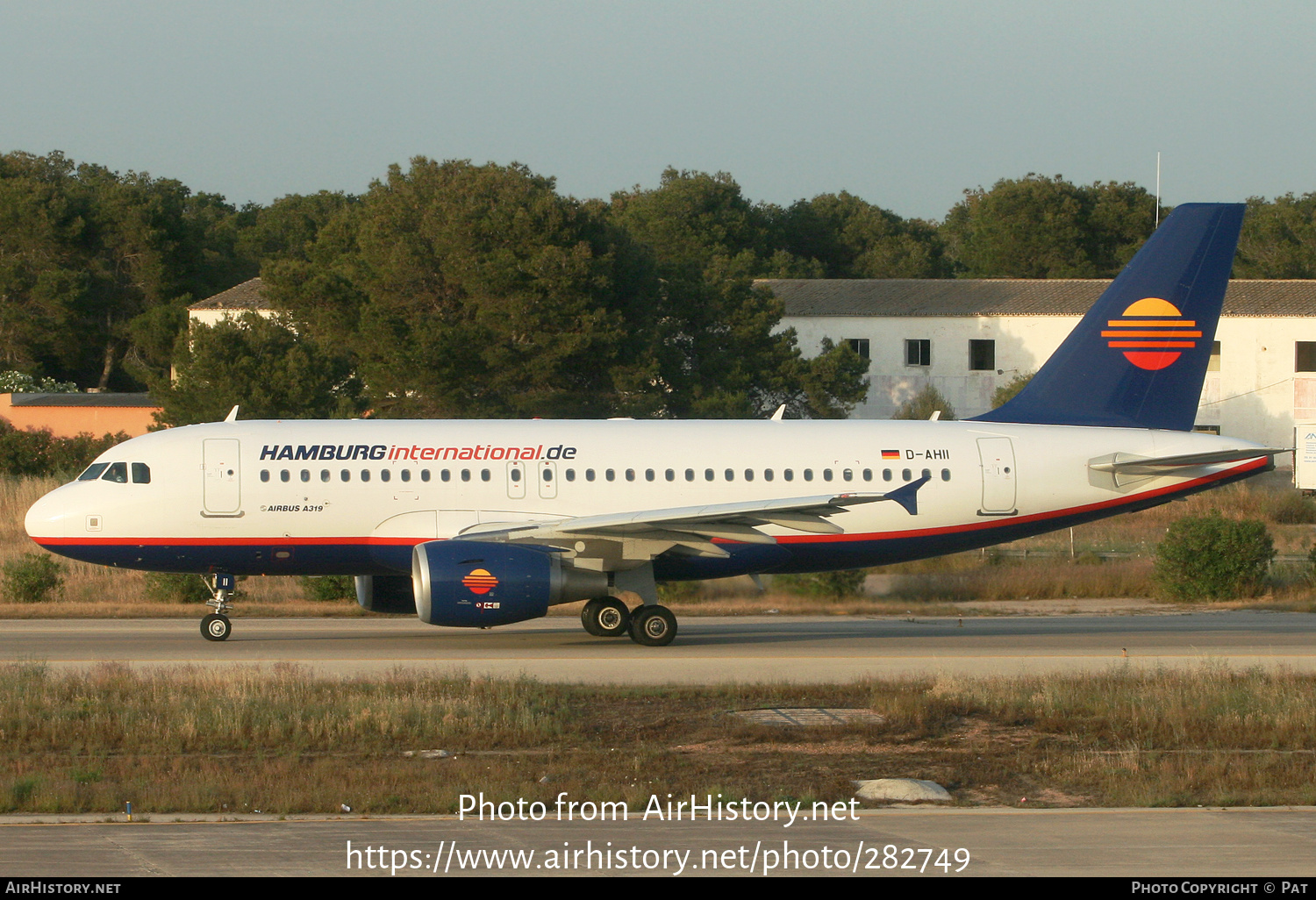 Aircraft Photo of D-AHII | Airbus A319-111 | Hamburg International | AirHistory.net #282749