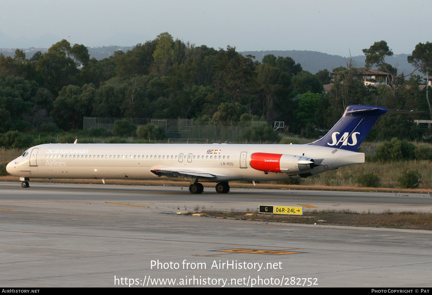 Aircraft Photo of LN-ROU | McDonnell Douglas MD-82 (DC-9-82) | Scandinavian Airlines - SAS | AirHistory.net #282752