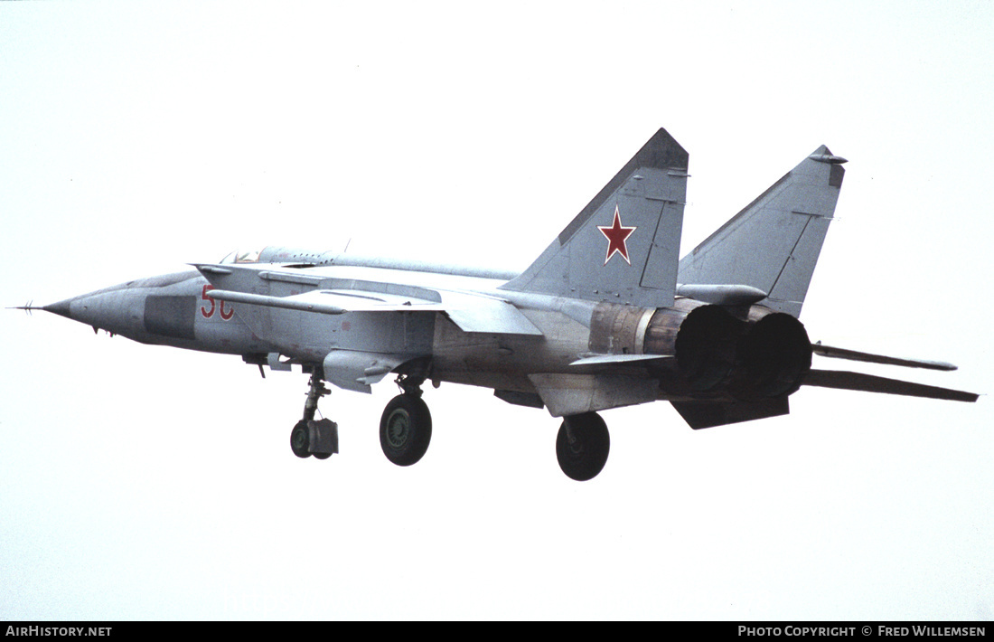 Aircraft Photo of 50 red | Mikoyan-Gurevich MiG-25RBK | Russia - Air Force | AirHistory.net #282878