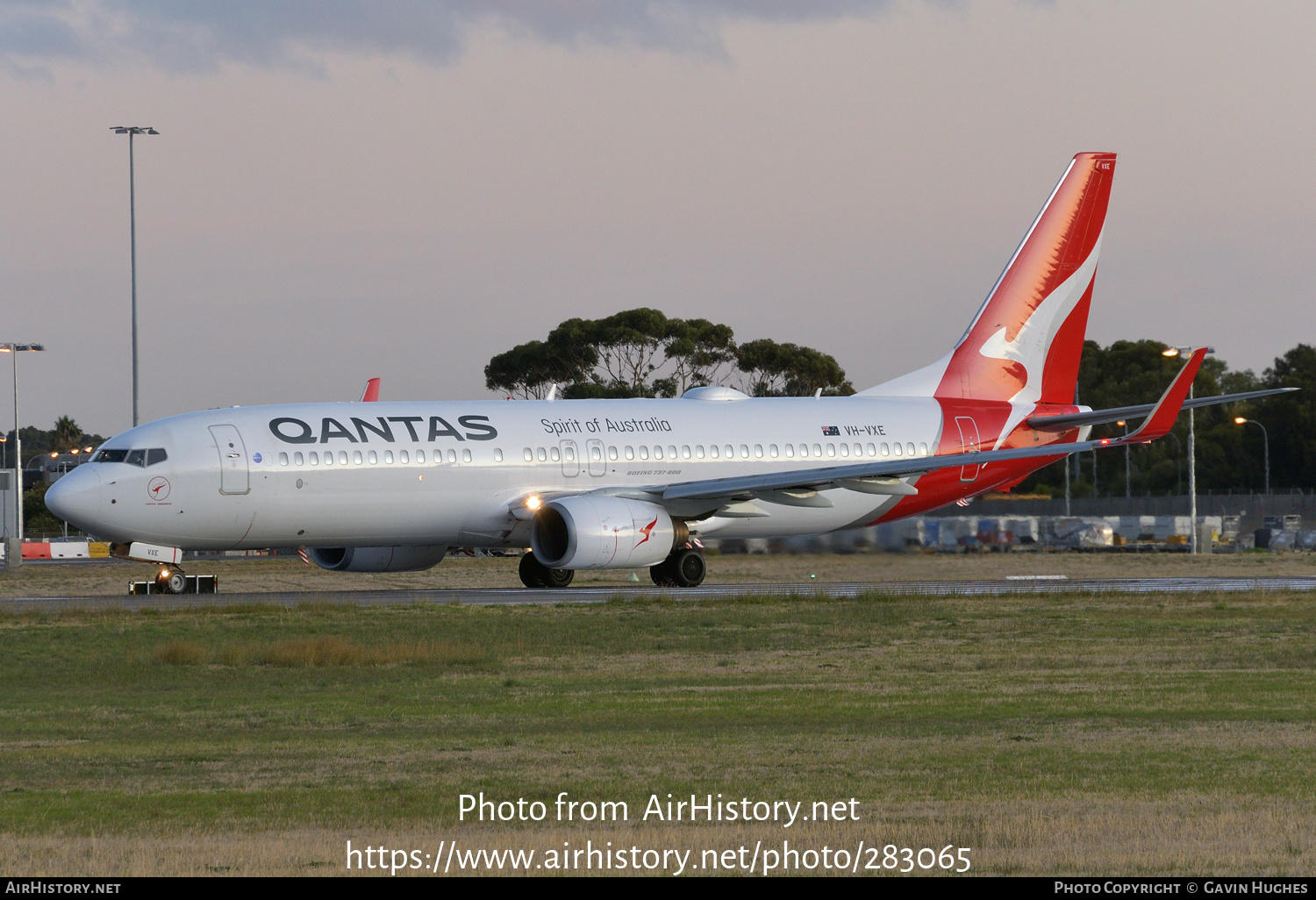 Aircraft Photo of VH-VXE | Boeing 737-838 | Qantas | AirHistory.net #283065