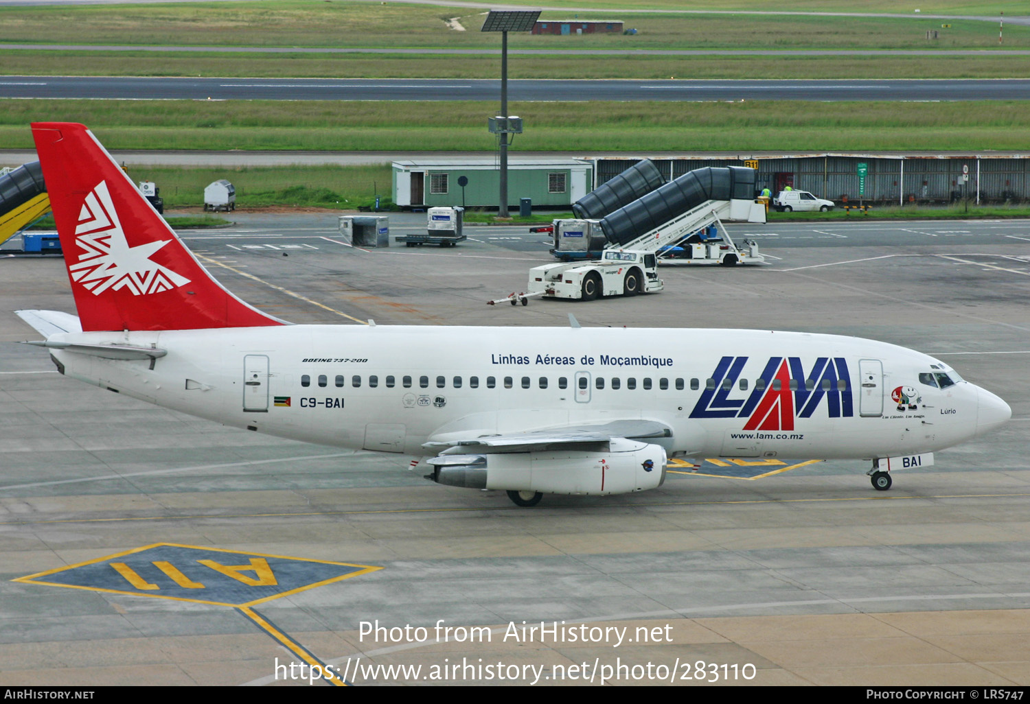 Aircraft Photo of C9-BAI | Boeing 737-2K9/Adv | LAM - Linhas Aéreas de Moçambique | AirHistory.net #283110