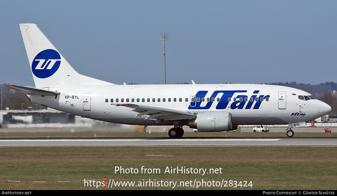 Aircraft Photo of VP-BYL | Boeing 737-524 | UTair | AirHistory.net #283424