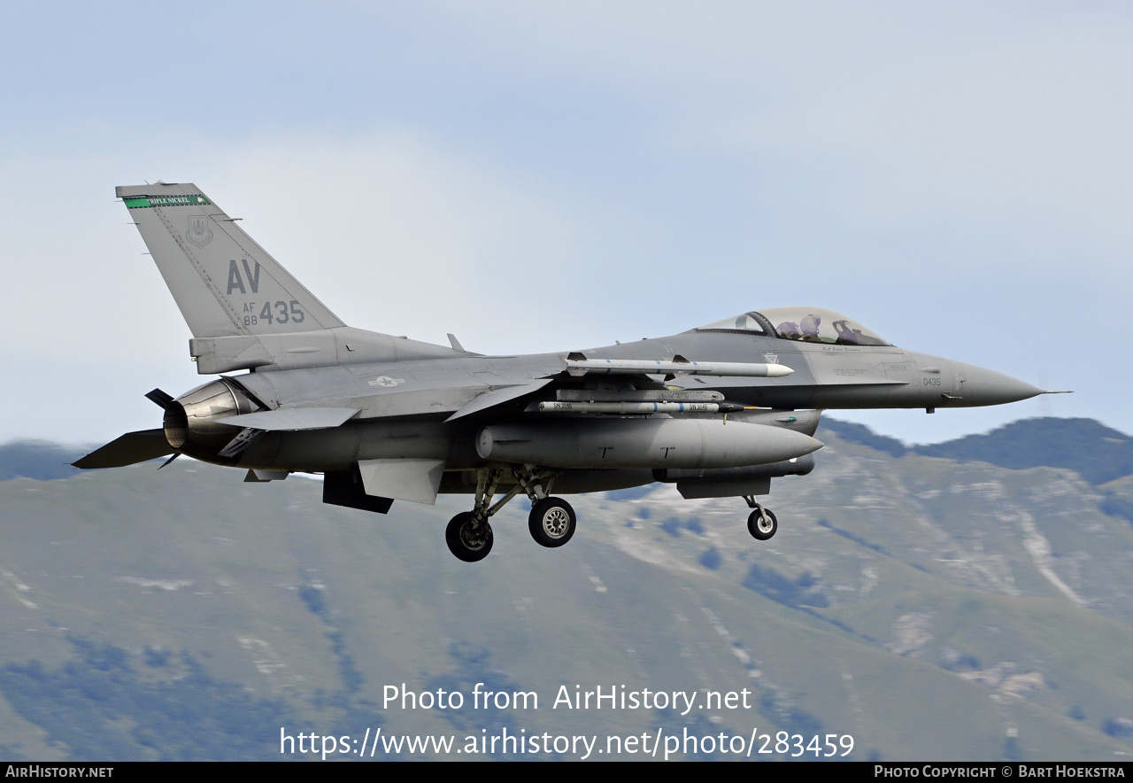 Aircraft Photo of 88-0435 / AF88-435 | General Dynamics F-16CM Fighting Falcon | USA - Air Force | AirHistory.net #283459