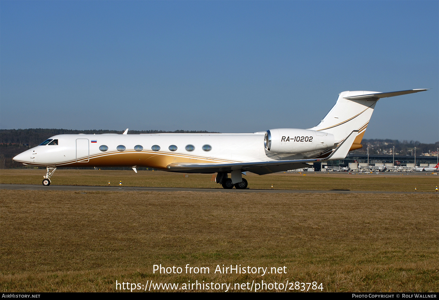 Aircraft Photo of RA-10202 | Gulfstream Aerospace G-V-SP ...