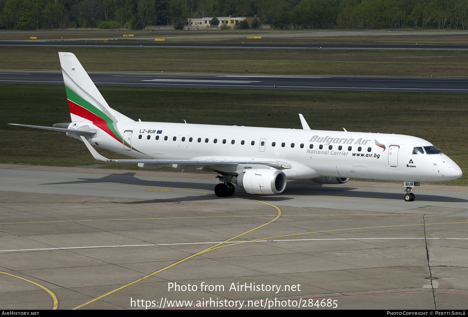 Aircraft Photo of LZ-BUR | Embraer 190STD (ERJ-190-100STD) | Bulgaria Air | AirHistory.net #284685