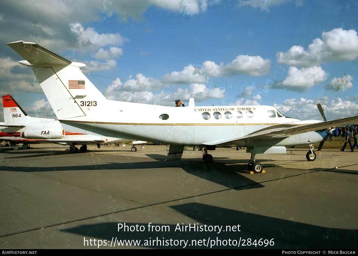 Aircraft Photo of 73-1213 / 31213 | Beech C-12A Huron | USA - Air Force | AirHistory.net #284696