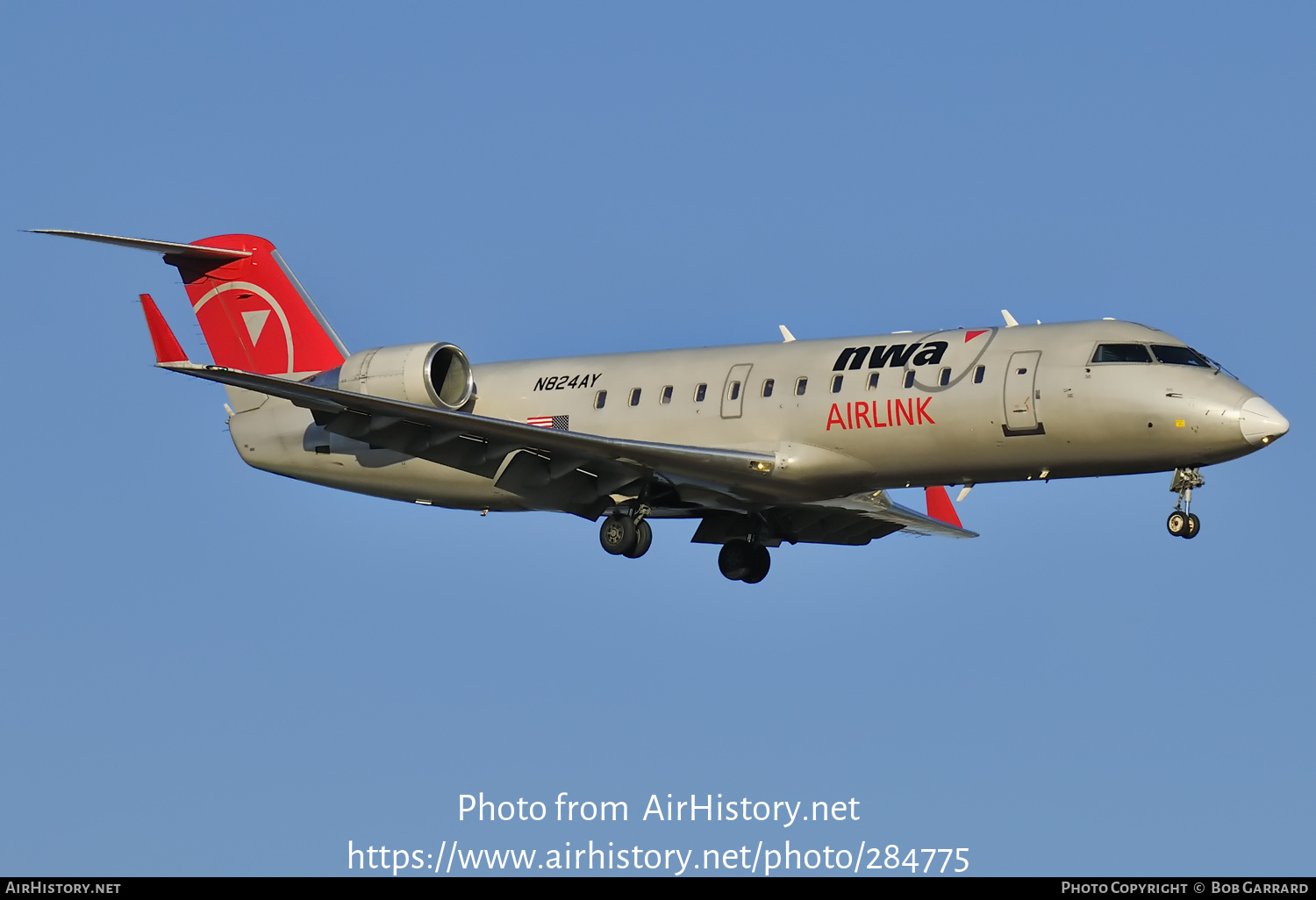 Aircraft Photo of N824AY | Bombardier CRJ-200LR (CL-600-2B19) | NWA Airlink | AirHistory.net #284775