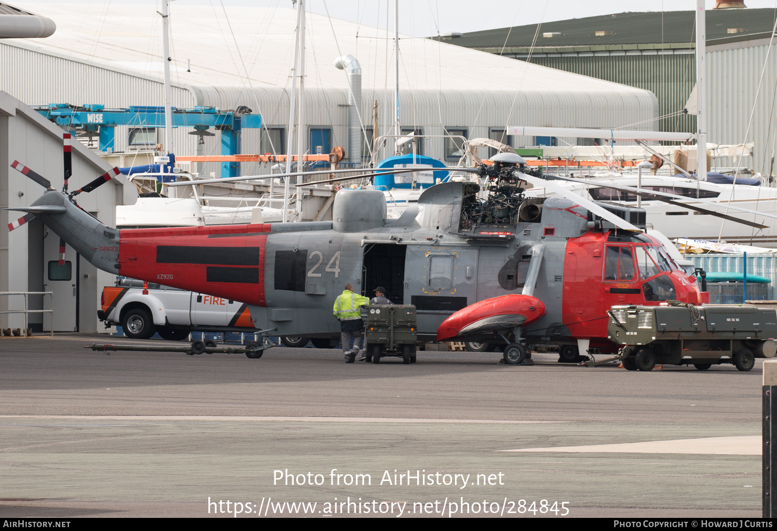 Aircraft Photo of XZ920 | Westland WS-61 Sea King HU5 | UK - Navy | AirHistory.net #284845