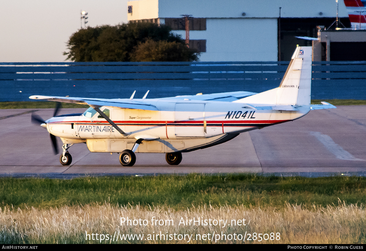 Aircraft Photo of N1041L | Cessna 208B Super Cargomaster | Martinaire | AirHistory.net #285088