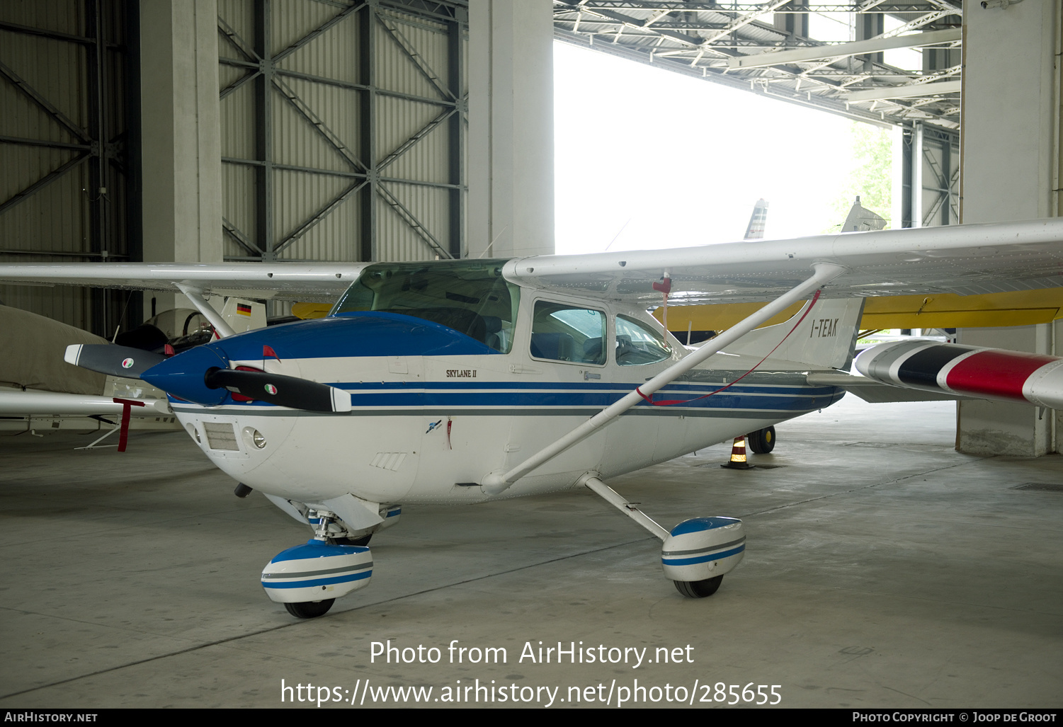 Aircraft Photo of I-TEAK | Cessna 182R Skylane II | AirHistory.net #285655