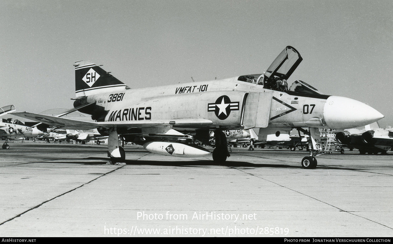 Aircraft Photo of 153881 | McDonnell Douglas F-4J Phantom II | USA - Marines | AirHistory.net #285819