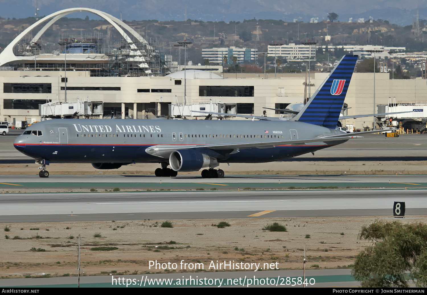 Aircraft Photo of N665UA | Boeing 767-322/ER | United Airlines | AirHistory.net #285840