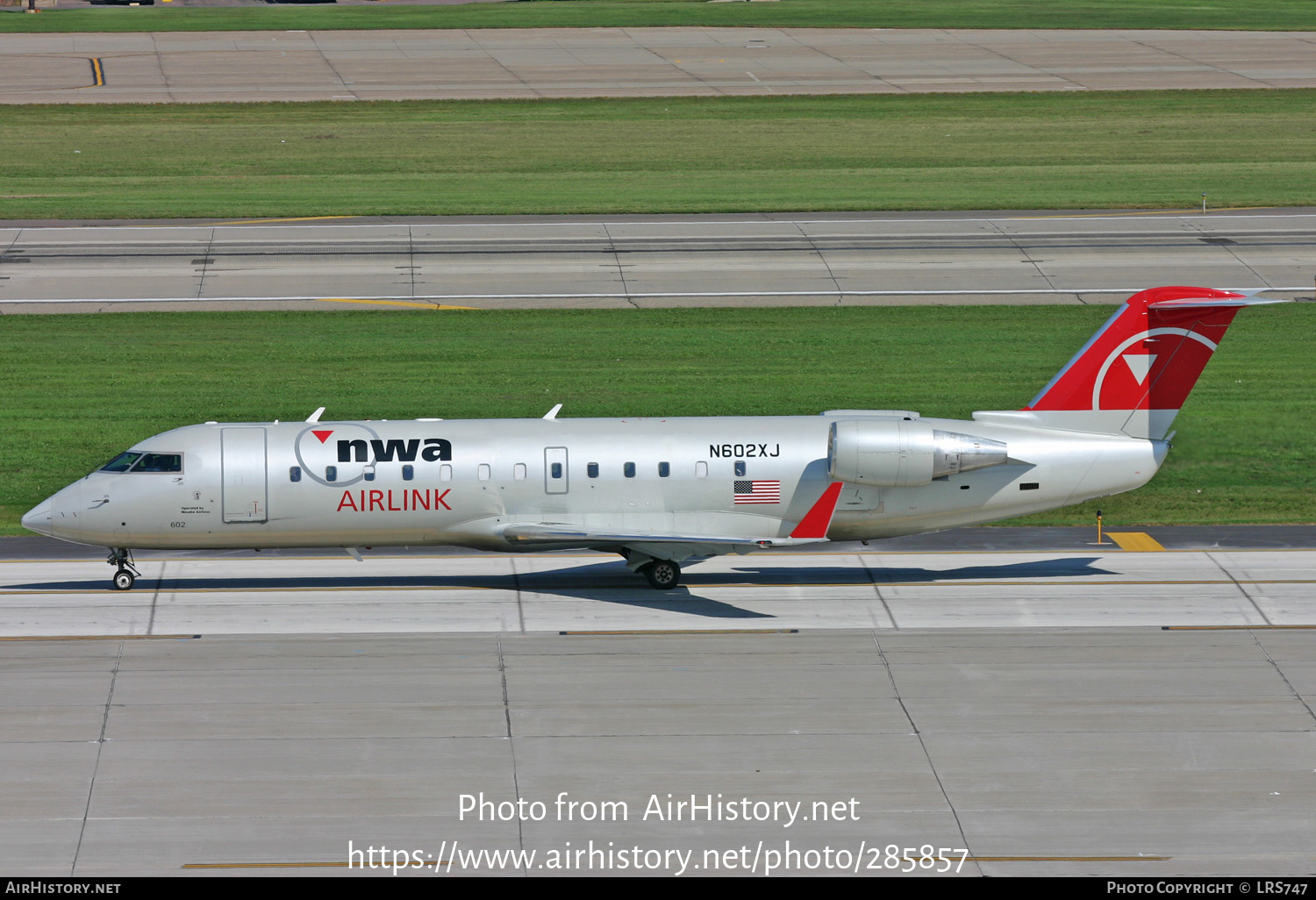 Aircraft Photo of N602XJ | Bombardier CRJ-200LR (CL-600-2B19) | NWA Airlink | AirHistory.net #285857