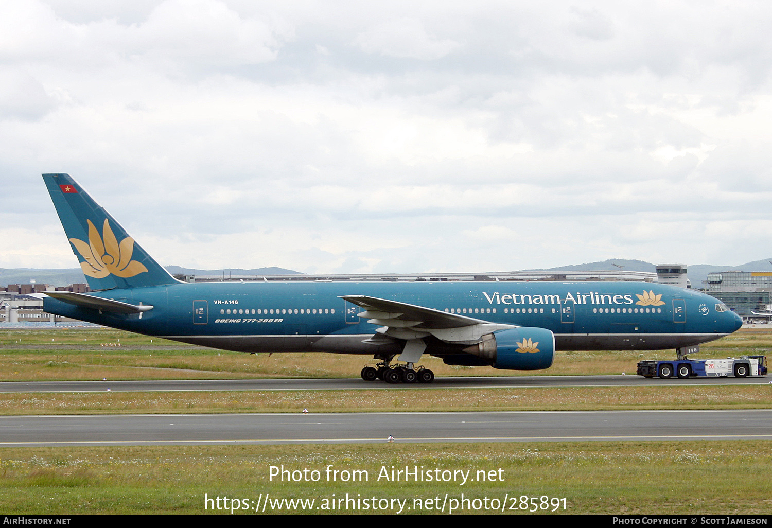 Aircraft Photo of VN-A146 | Boeing 777-26K/ER | Vietnam Airlines | AirHistory.net #285891