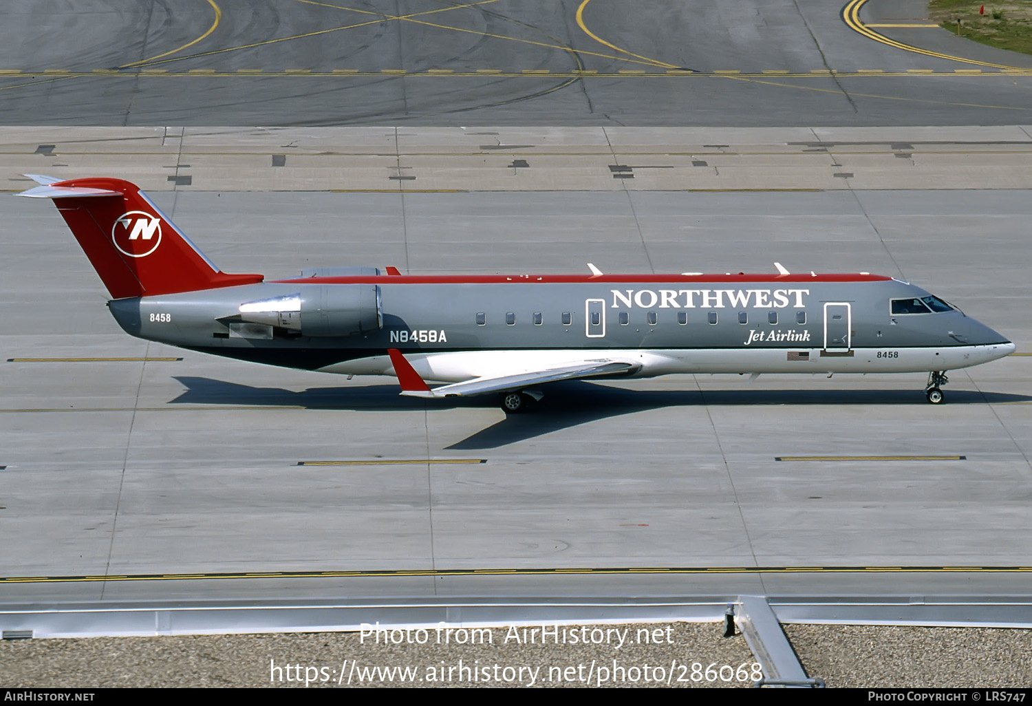 Aircraft Photo of N8458A | Bombardier CRJ-440 (CL-600-2B19) | Northwest Jet Airlink | AirHistory.net #286068