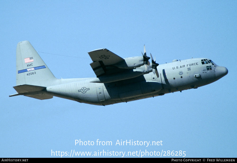 Aircraft Photo of 74-2063 / 42063 | Lockheed C-130H Hercules | USA - Air Force | AirHistory.net #286285