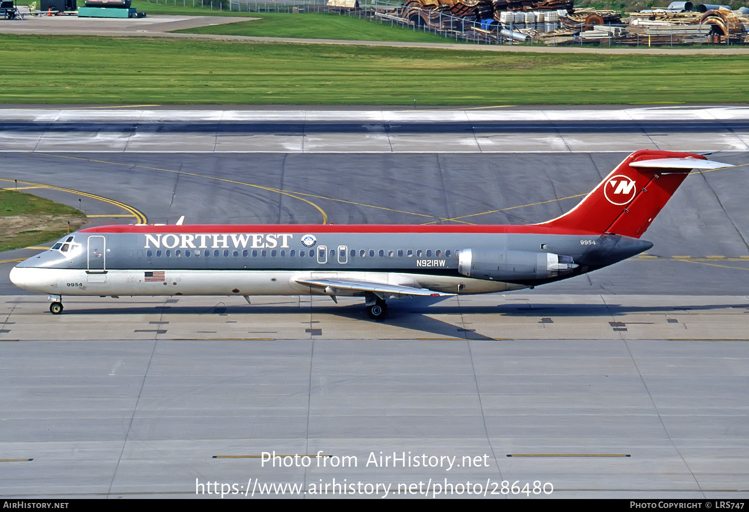 Aircraft Photo of N921RW | McDonnell Douglas DC-9-31 | Northwest Airlines | AirHistory.net #286480