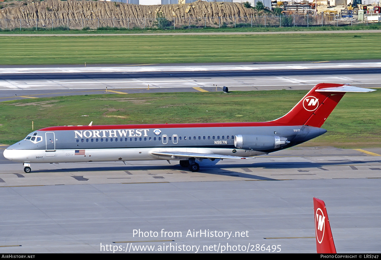 Aircraft Photo of N967N | McDonnell Douglas DC-9-31 | Northwest Airlines | AirHistory.net #286495