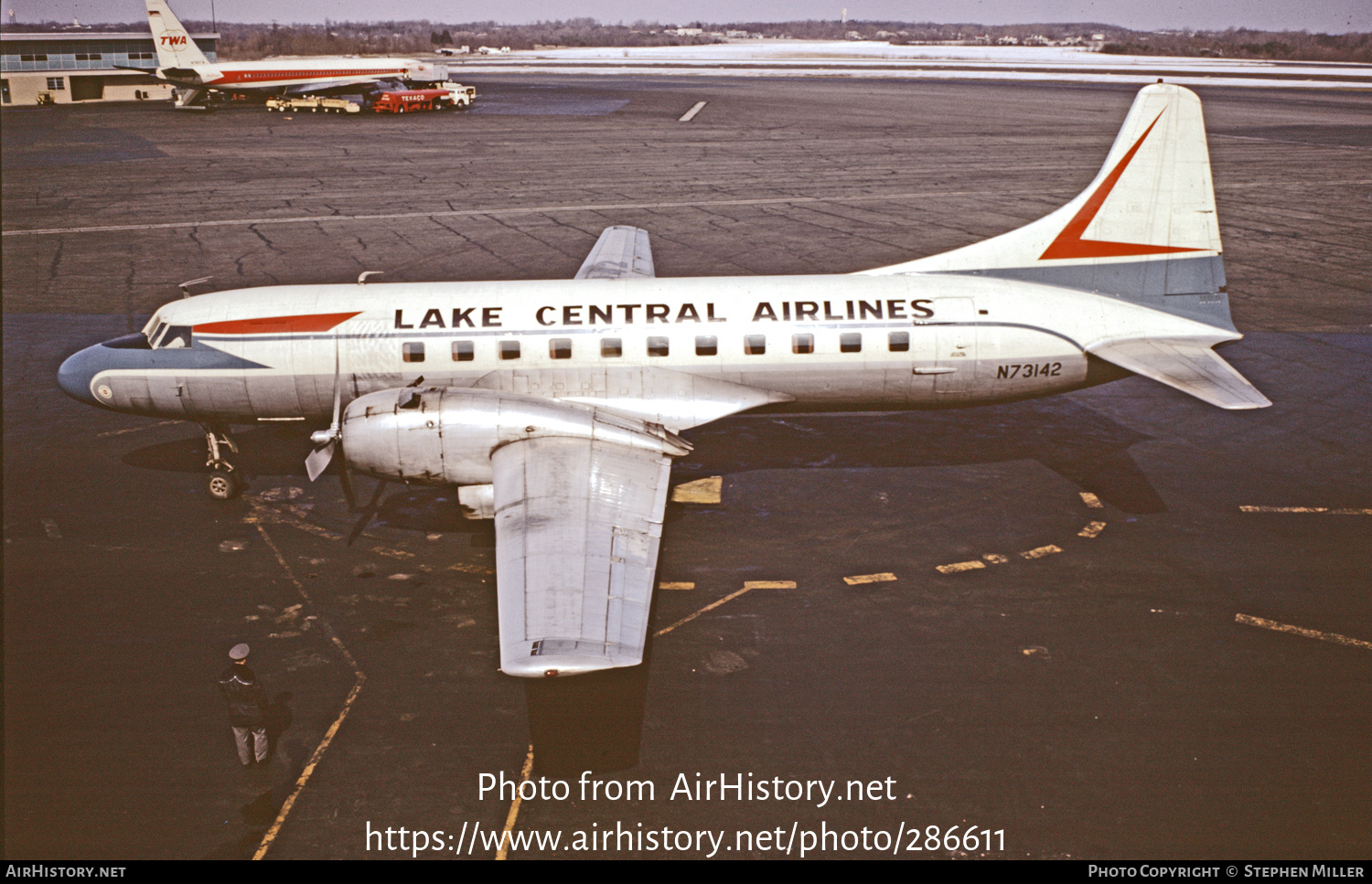 Aircraft Photo of N73142 | Convair 340-31 | Lake Central Airlines | AirHistory.net #286611