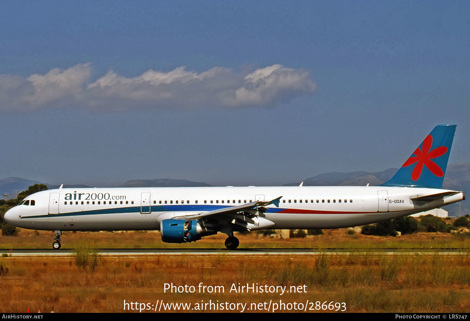 Aircraft Photo of G-OOAV | Airbus A321-211 | Air 2000 | AirHistory.net #286693