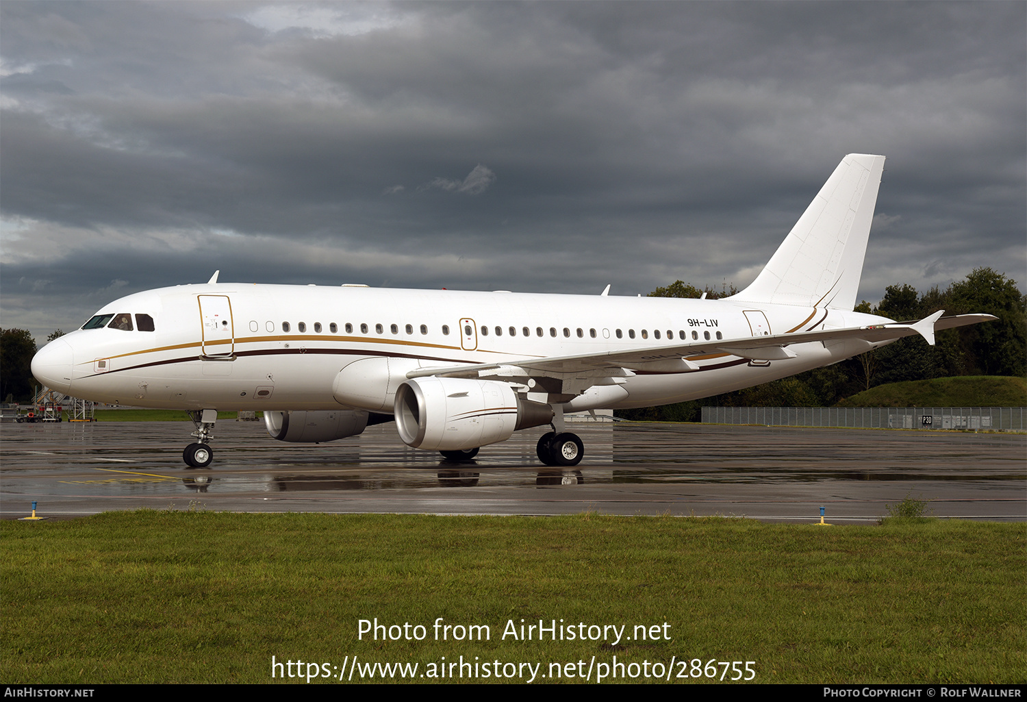 Aircraft Photo of 9H-LIV | Airbus ACJ319 (A319-115/CJ) | AirHistory.net #286755
