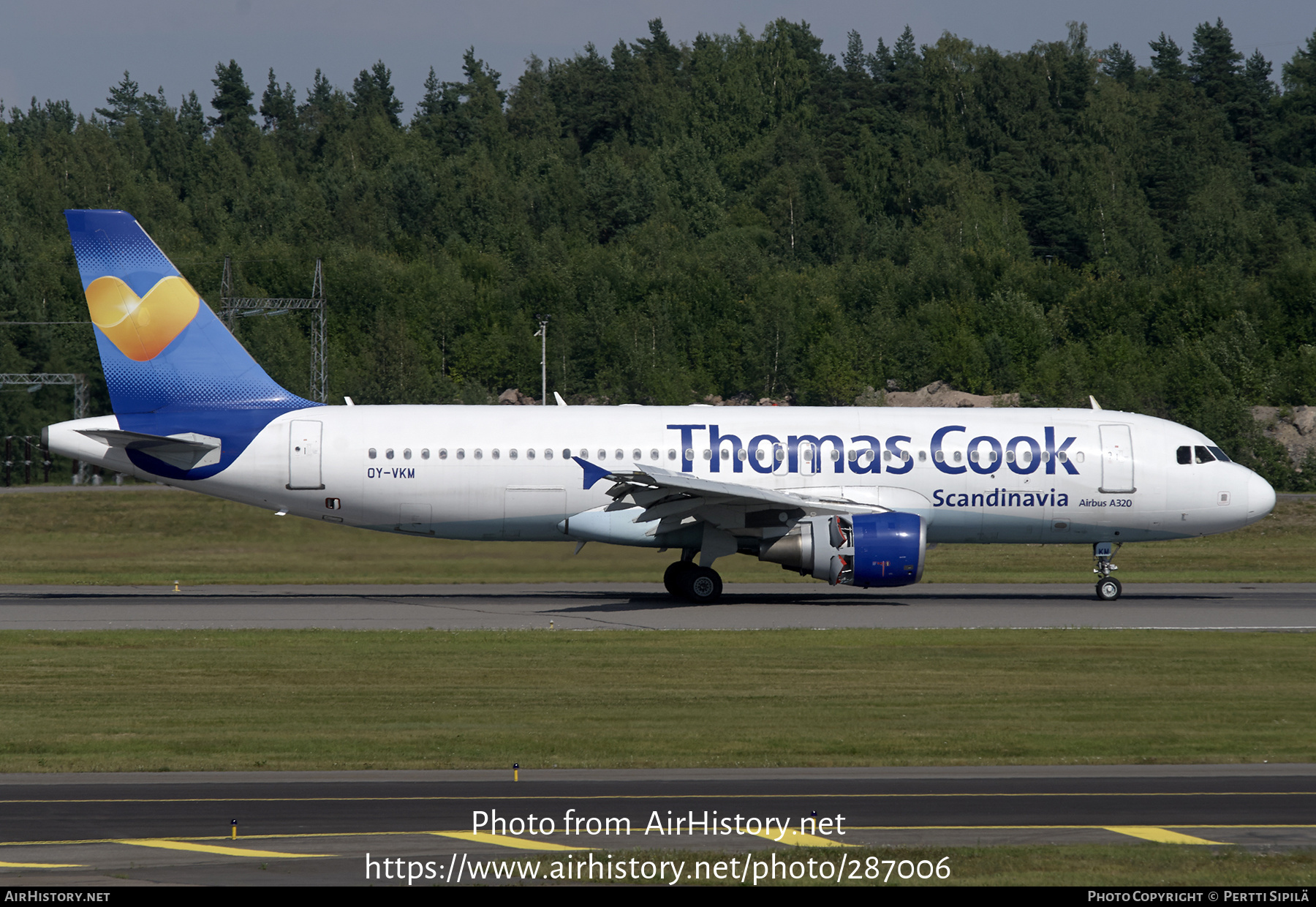 Aircraft Photo of OY-VKM | Airbus A320-214 | Thomas Cook Airlines Scandinavia | AirHistory.net #287006