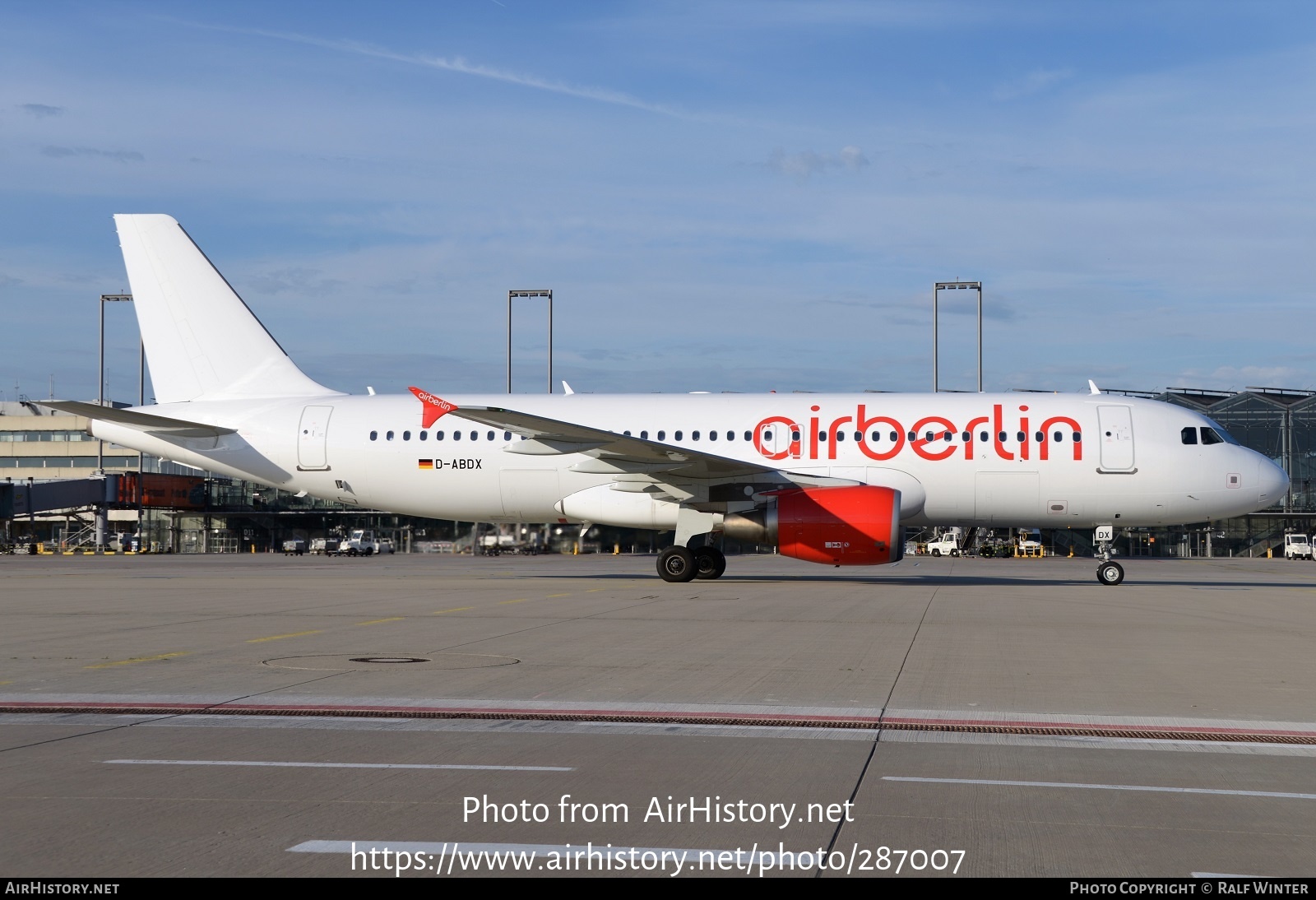 Aircraft Photo of D-ABDX | Airbus A320-214 | Air Berlin | AirHistory.net #287007