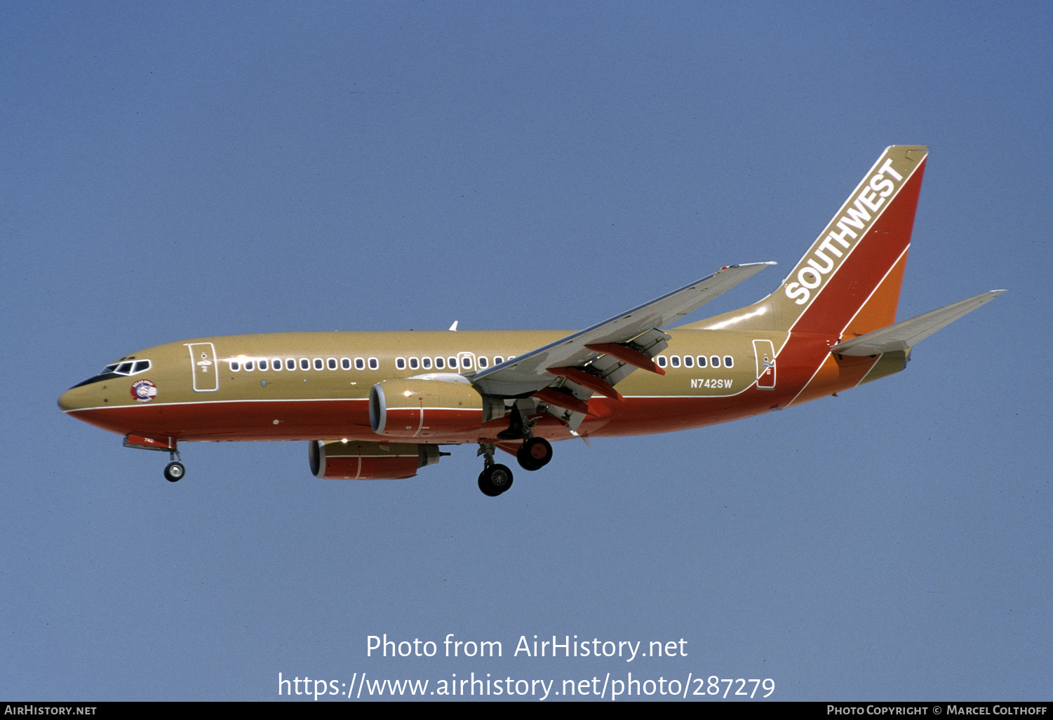 Aircraft Photo of N742SW | Boeing 737-7H4 | Southwest Airlines | AirHistory.net #287279