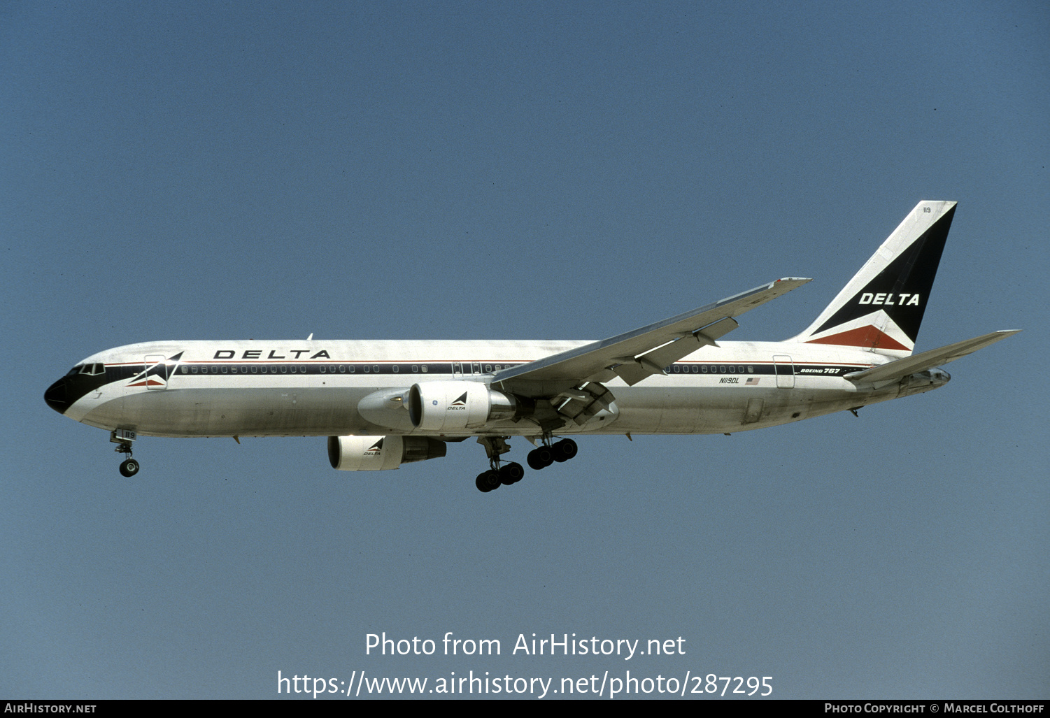 Aircraft Photo of N119DL | Boeing 767-332 | Delta Air Lines | AirHistory.net #287295