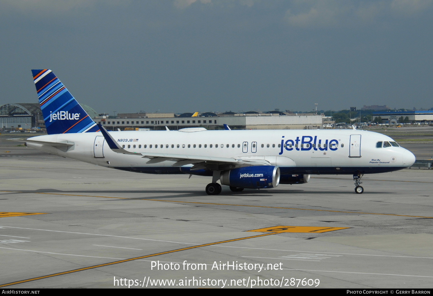 Aircraft Photo of N809JB | Airbus A320-232 | JetBlue Airways | AirHistory.net #287609