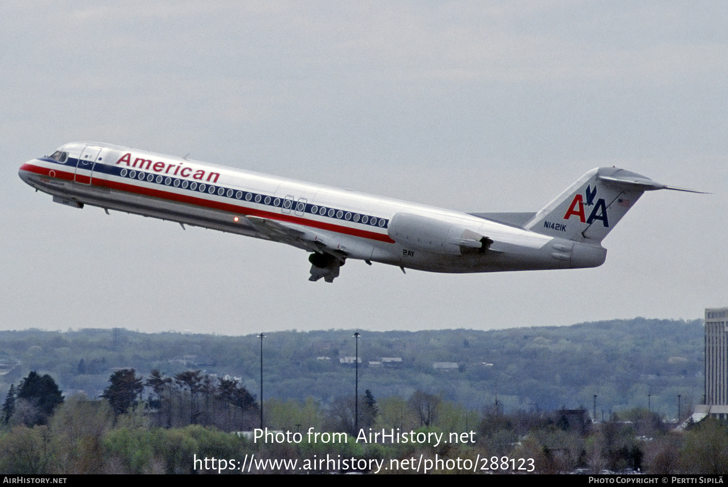 Aircraft Photo of N1421K | Fokker 100 (F28-0100) | American Airlines | AirHistory.net #288123