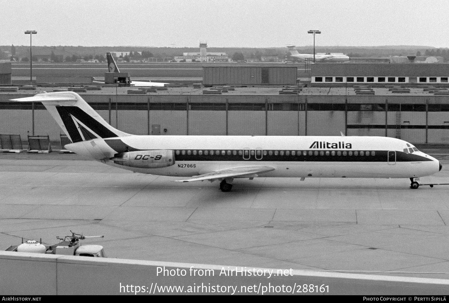 Aircraft Photo of N2786S | McDonnell Douglas DC-9-32 | Alitalia | AirHistory.net #288161