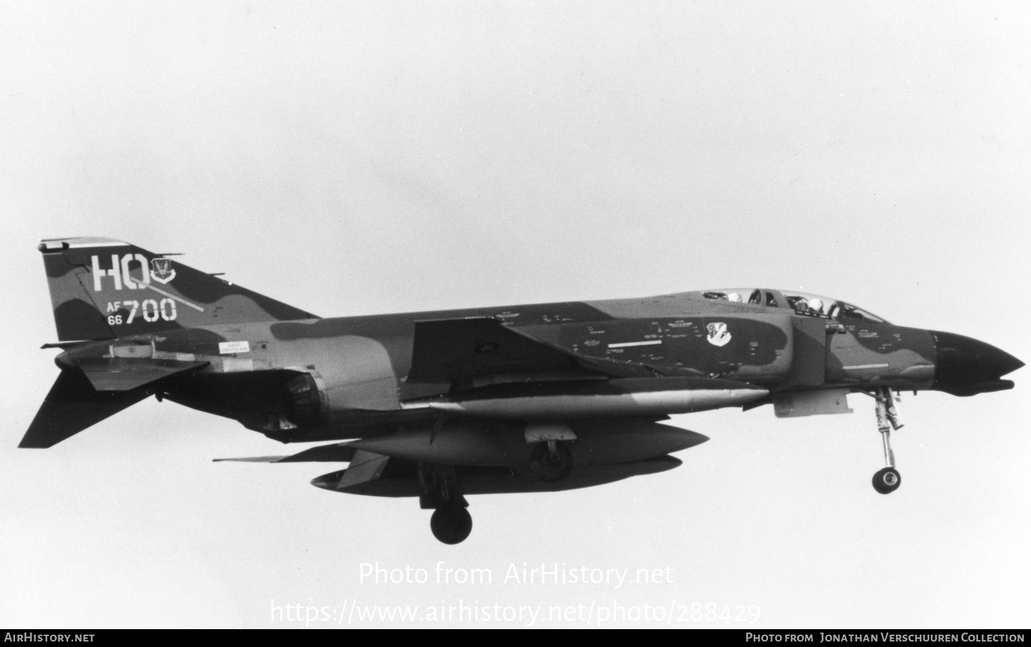 Aircraft Photo of 66-8700 / AF66-700 | McDonnell Douglas F-4D Phantom II | USA - Air Force | AirHistory.net #288429