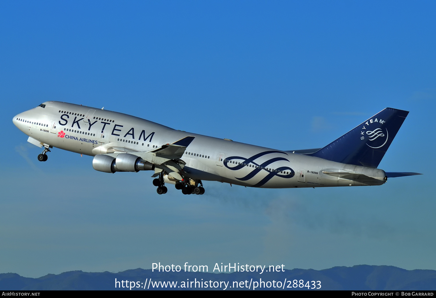 Aircraft Photo of B-18206 | Boeing 747-409 | China Airlines | AirHistory.net #288433