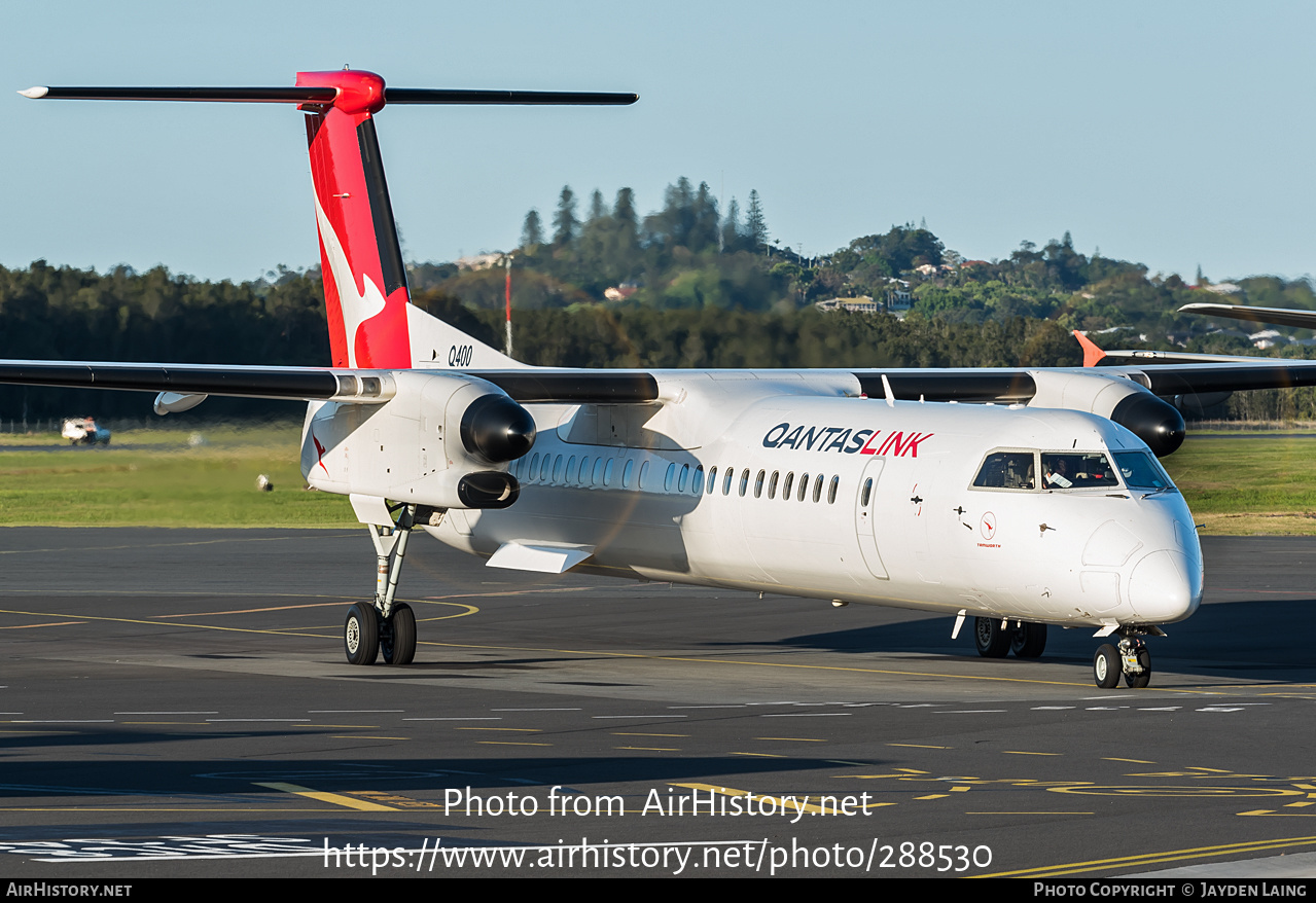 Aircraft Photo of VH-QOI | Bombardier DHC-8-402 Dash 8 | QantasLink | AirHistory.net #288530