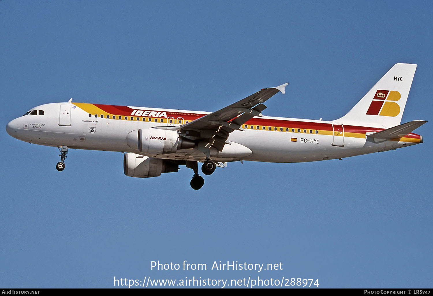 Aircraft Photo of EC-HYC | Airbus A320-214 | Iberia | AirHistory.net #288974