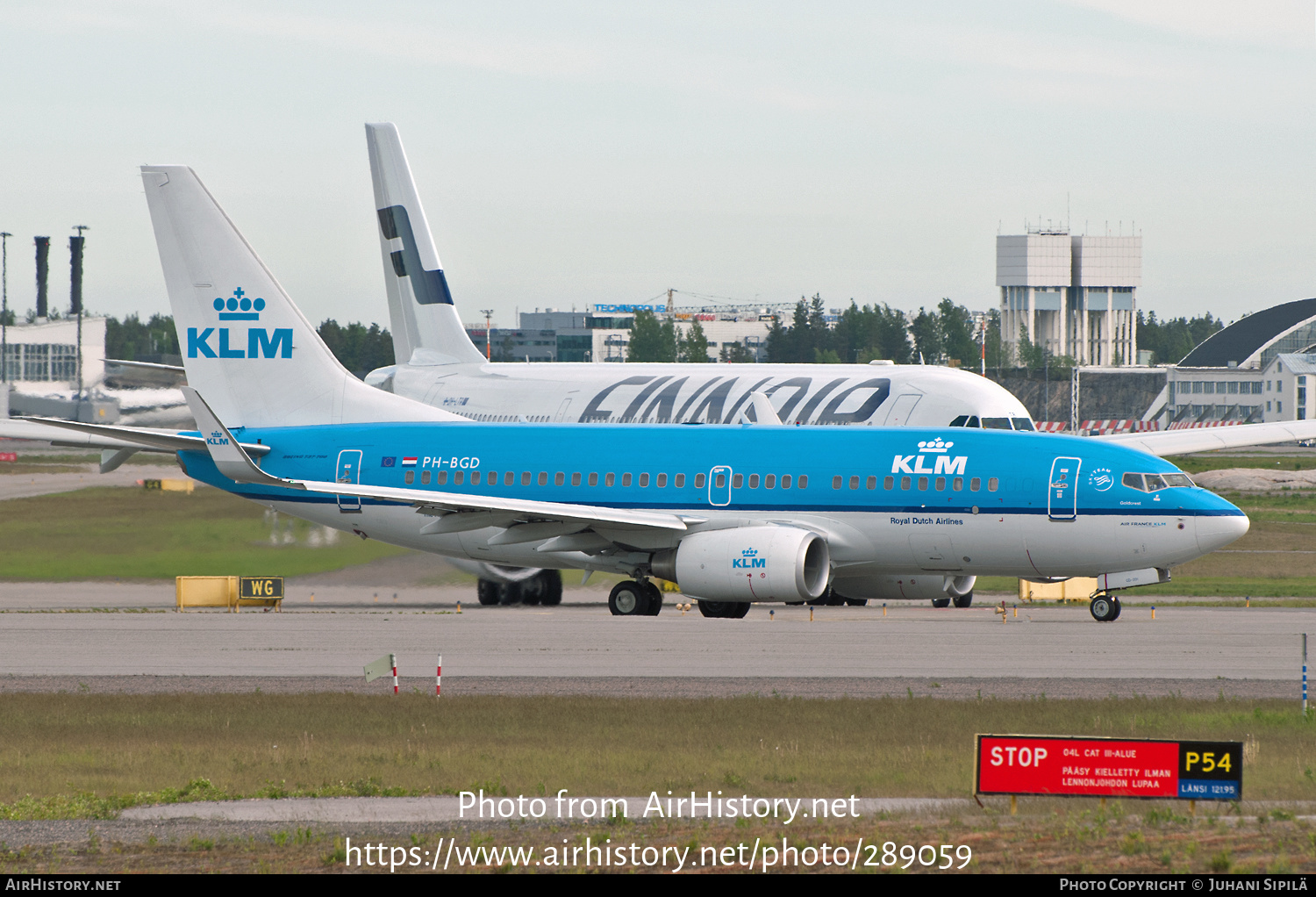 Aircraft Photo of PH-BGD | Boeing 737-7K2 | KLM - Royal Dutch Airlines | AirHistory.net #289059