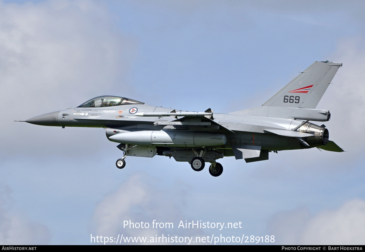 Aircraft Photo of 669 | General Dynamics F-16AM Fighting Falcon | Norway - Air Force | AirHistory.net #289188