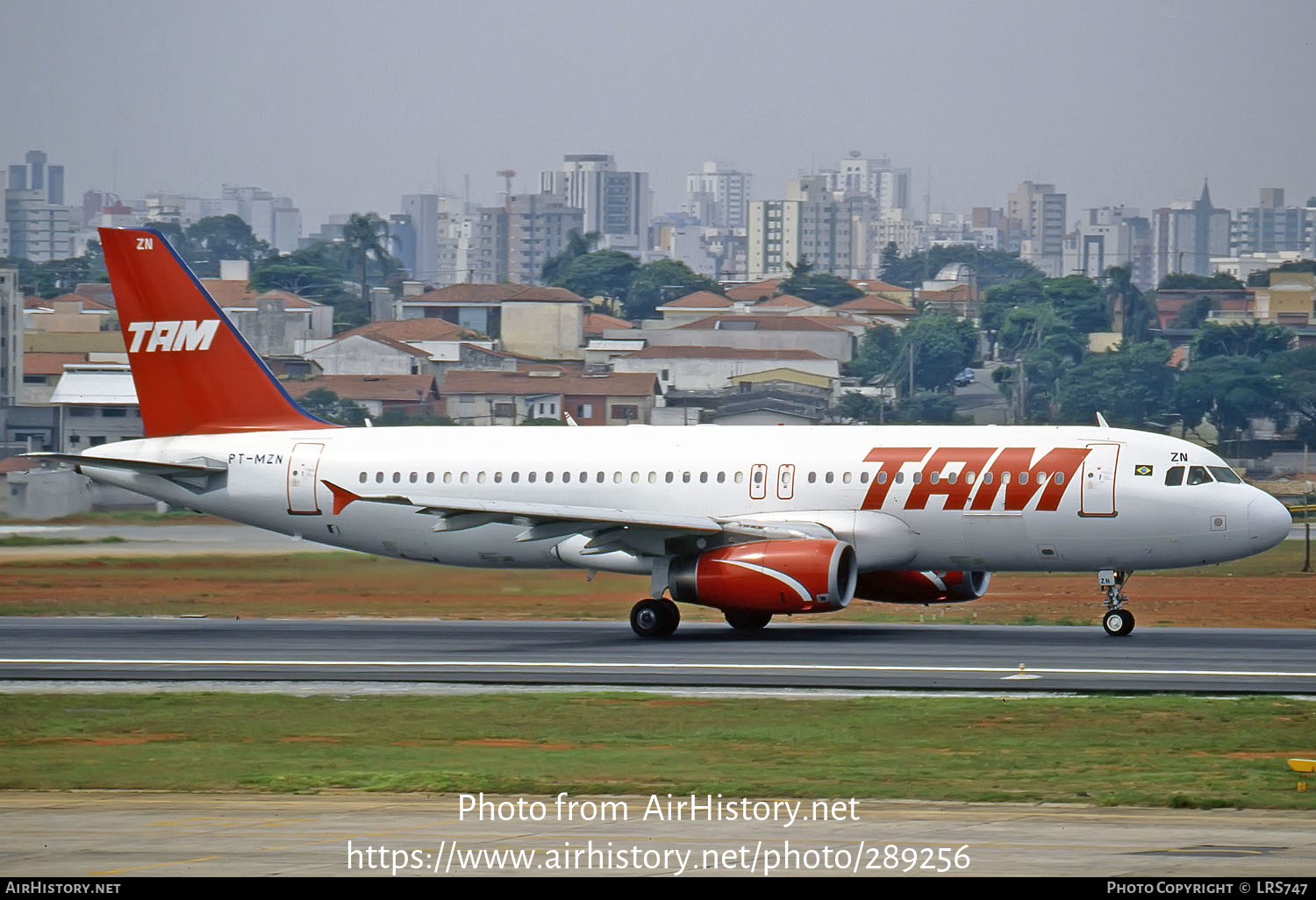 Aircraft Photo of PT-MZN | Airbus A320-231 | TAM Linhas Aéreas | AirHistory.net #289256