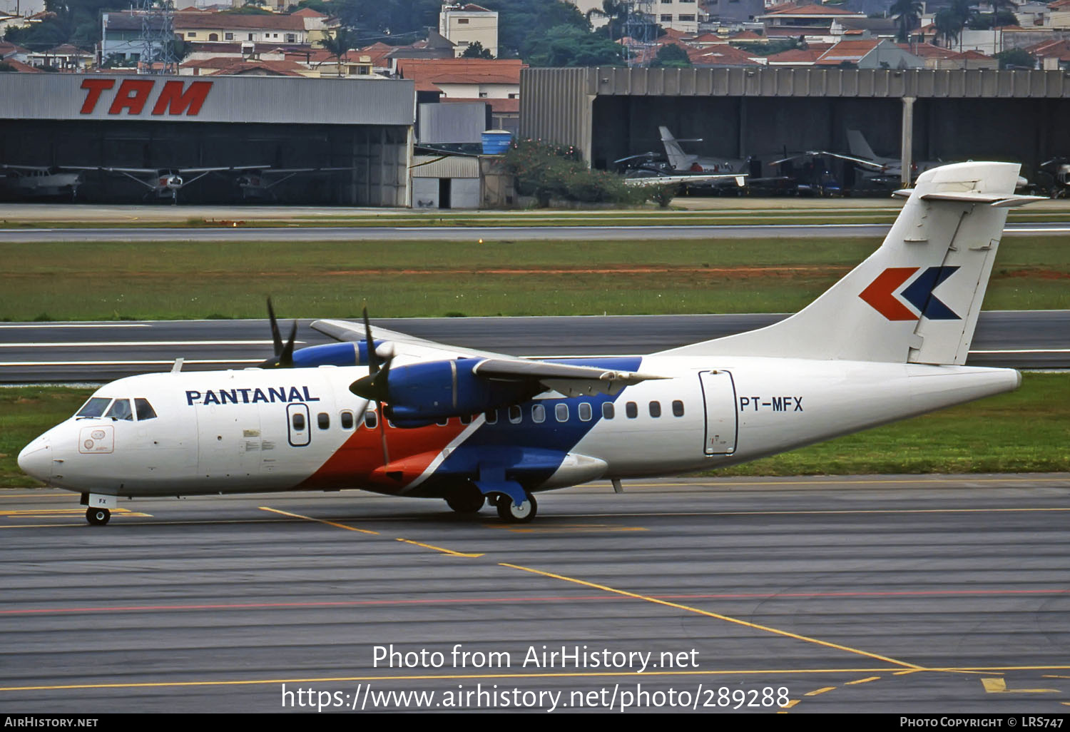 Aircraft Photo of PT-MFX | ATR ATR-42-320 | Pantanal Linhas Aéreas | AirHistory.net #289288