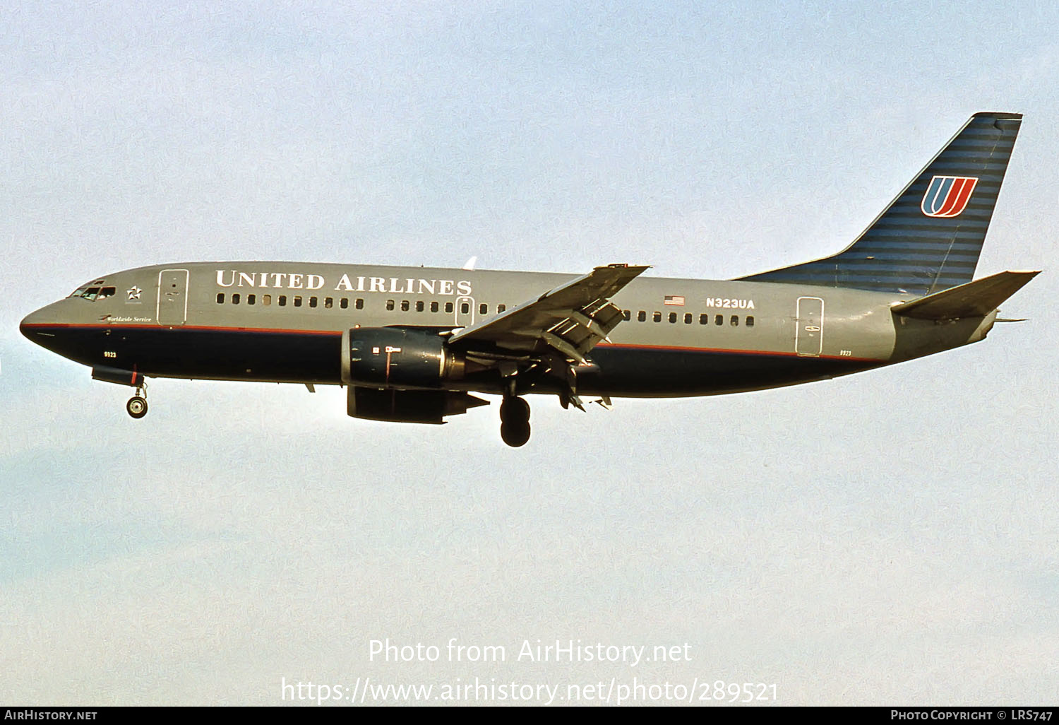 Aircraft Photo of N323UA | Boeing 737-322 | United Airlines | AirHistory.net #289521