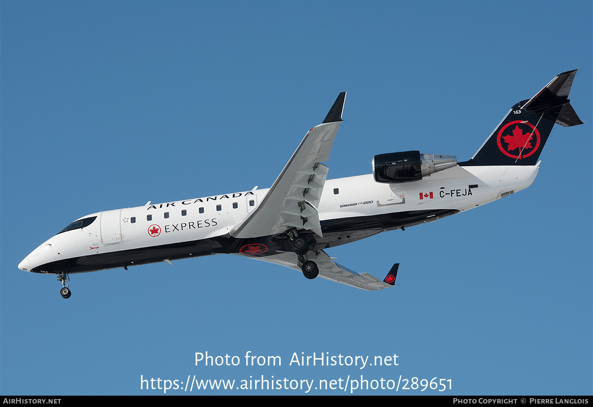 Aircraft Photo of C-FEJA | Bombardier CRJ-200ER (CL-600-2B19) | Air Canada Express | AirHistory.net #289651