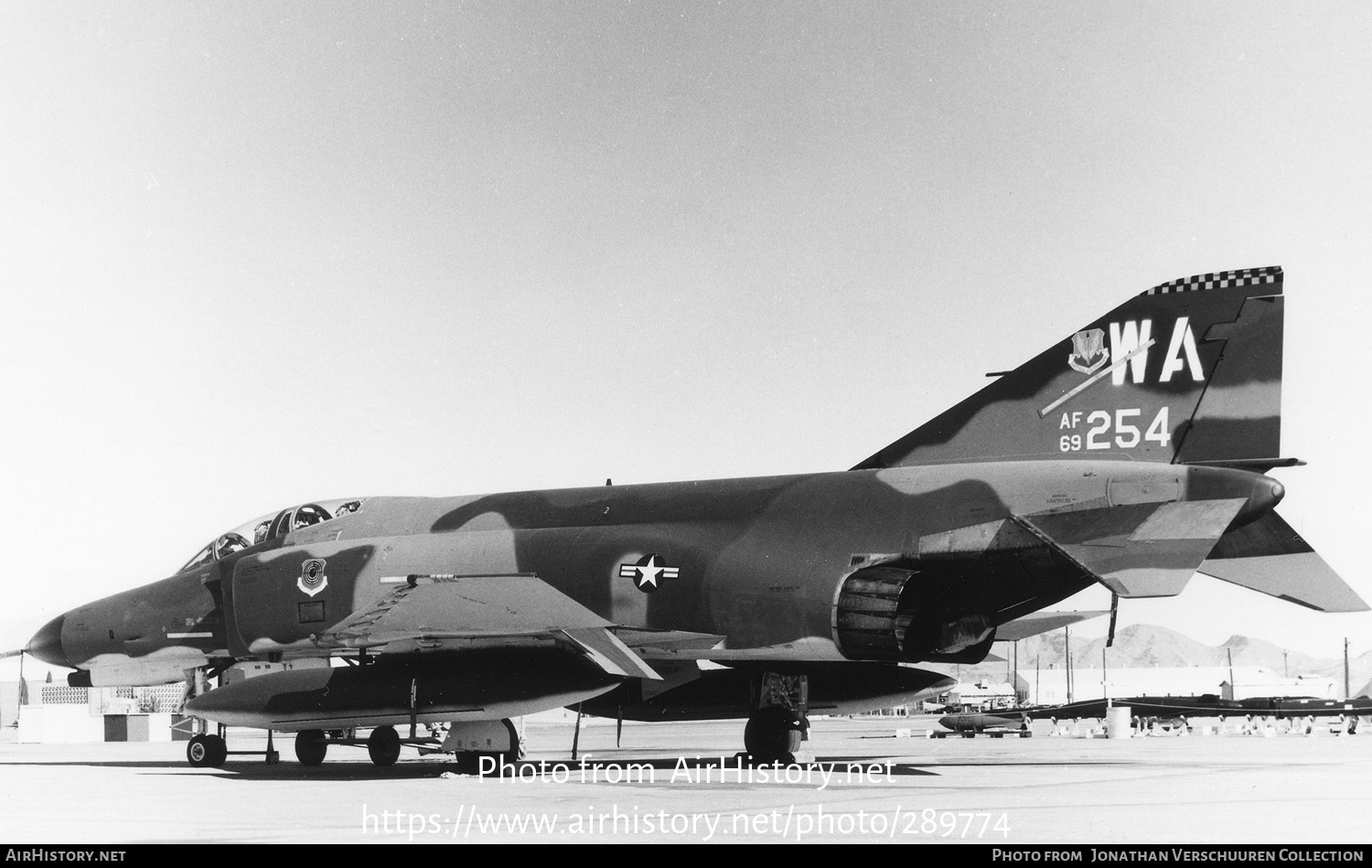 Aircraft Photo of 69-7254 / AF69-254 | McDonnell Douglas F-4E Phantom II | USA - Air Force | AirHistory.net #289774