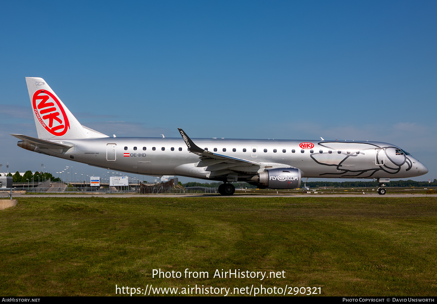 Aircraft Photo of OE-IHD | Embraer 190LR (ERJ-190-100LR) | Niki | AirHistory.net #290321