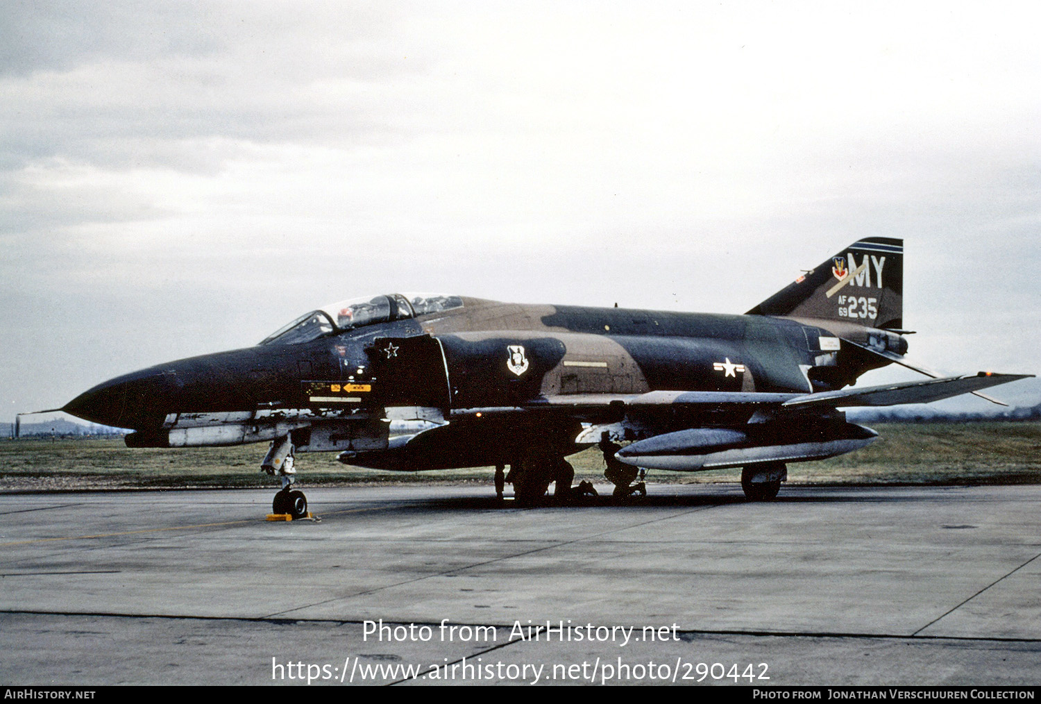 Aircraft Photo of 69-7235 / AF69-235 | McDonnell Douglas F-4E Phantom II | USA - Air Force | AirHistory.net #290442