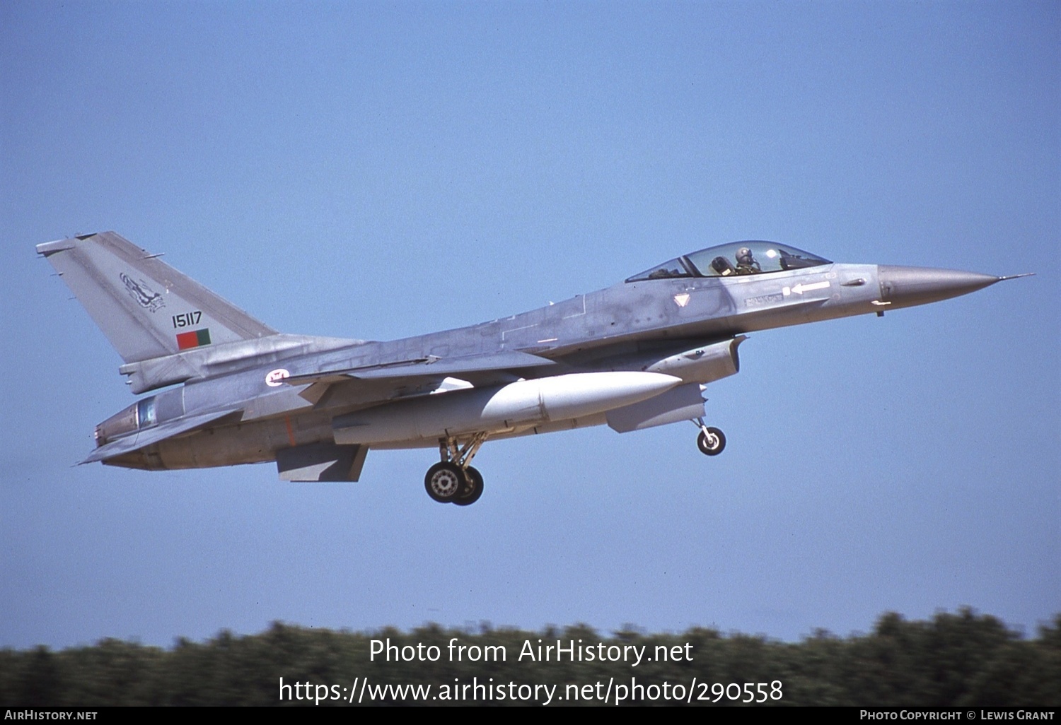 Aircraft Photo of 15117 | General Dynamics F-16A Fighting Falcon | Portugal - Air Force | AirHistory.net #290558