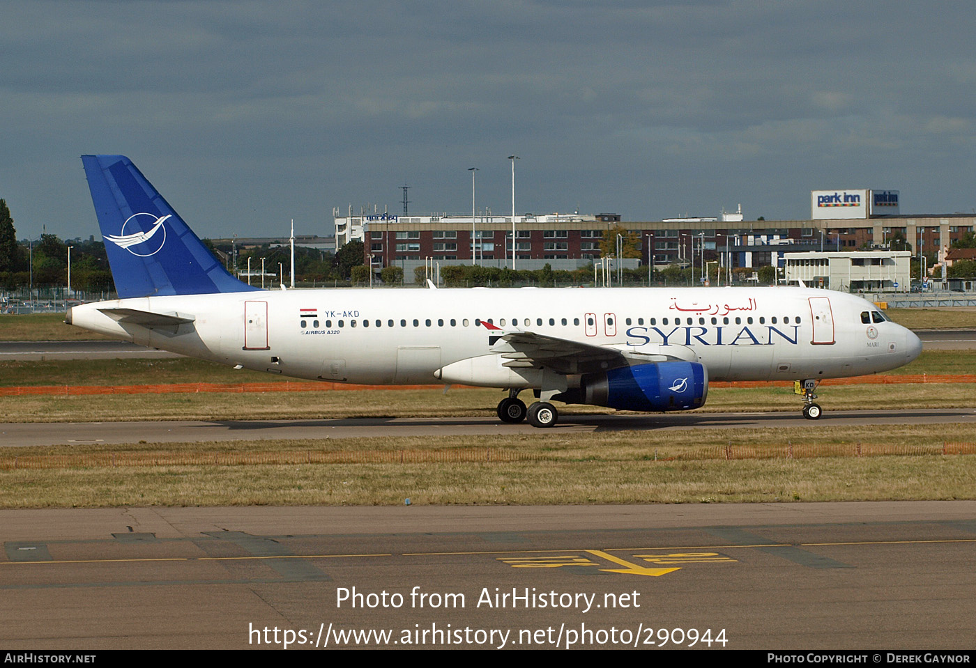 Aircraft Photo of YK-AKD | Airbus A320-232 | Syrian Air | AirHistory.net #290944