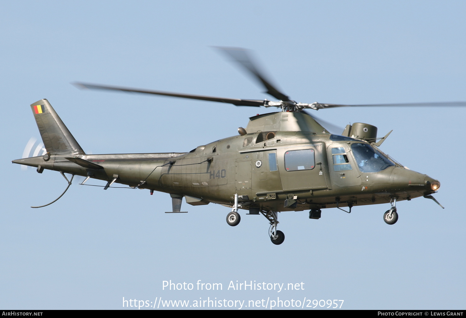 Aircraft Photo of H40 | Agusta A-109BA | Belgium - Air Force | AirHistory.net #290957