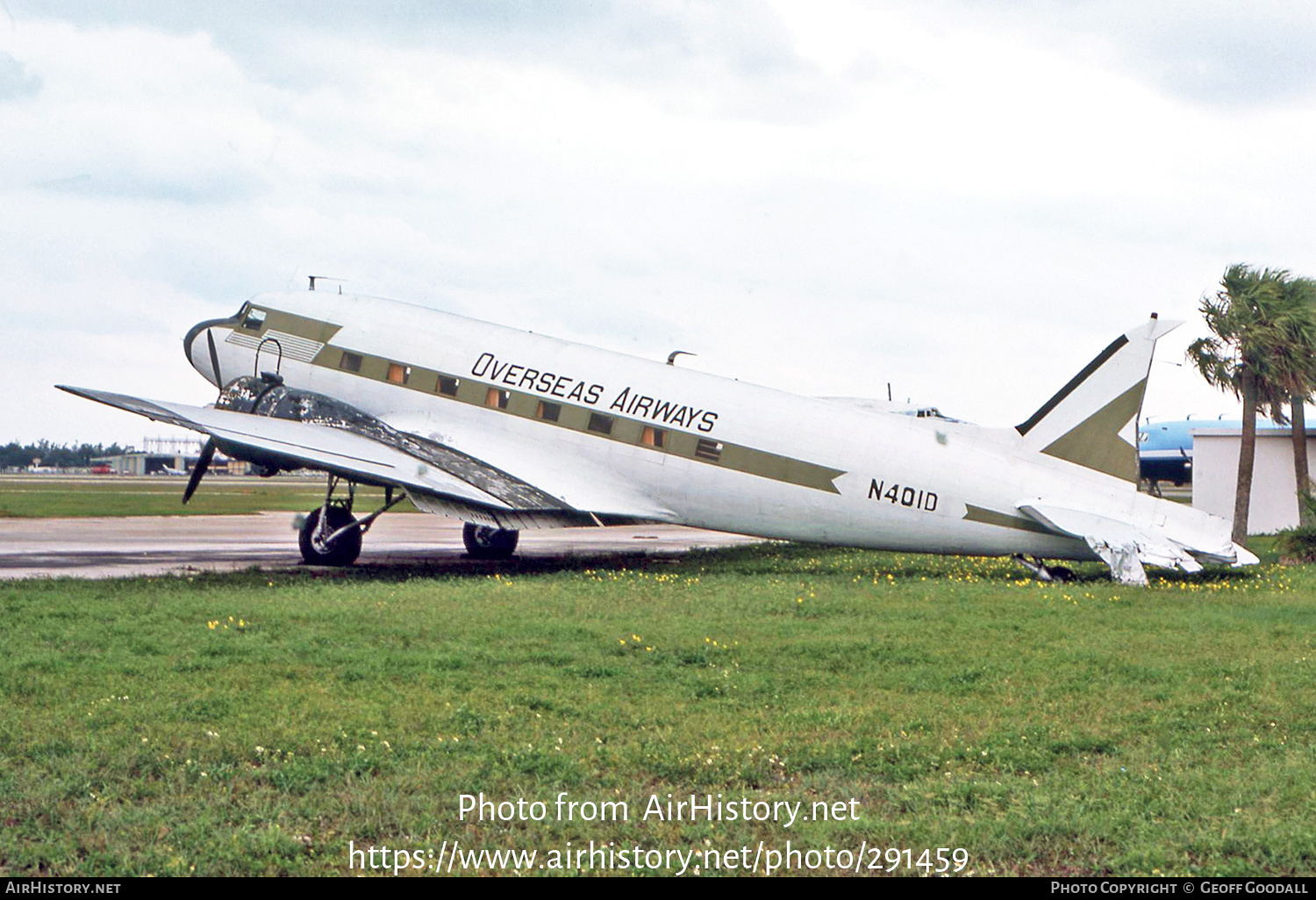 Aircraft Photo of N401D | Douglas DC-3-208 | Overseas Airways | AirHistory.net #291459