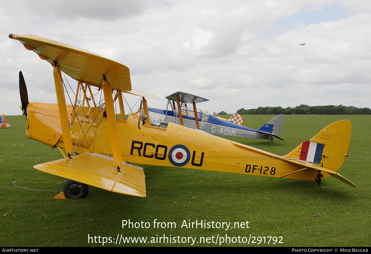 Aircraft Photo of G-AOJJ / DF128 | De Havilland D.H. 82A Tiger Moth II | UK - Air Force | AirHistory.net #291792